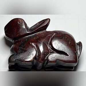 Vintage hand carved rabbit bunny hare figurine natural stone yoga Chinese Zodiac